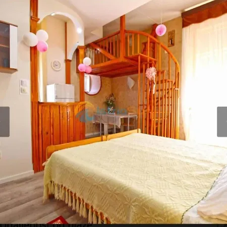 Lea - Two Bedroom Paolo Пула