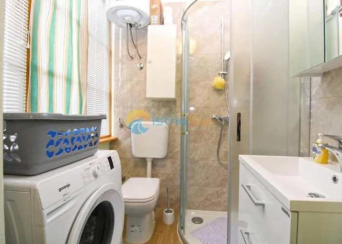 Lea - Two Bedroom Paolo Daire *