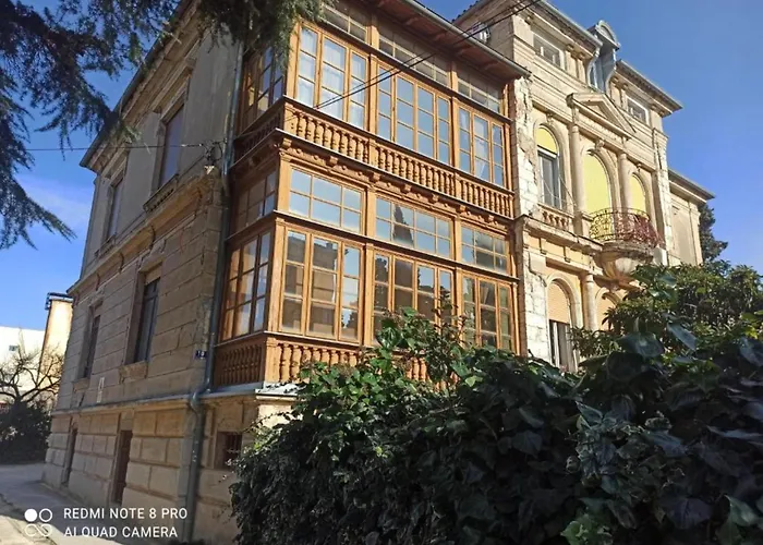 Lea - Two Bedroom Paolo Daire