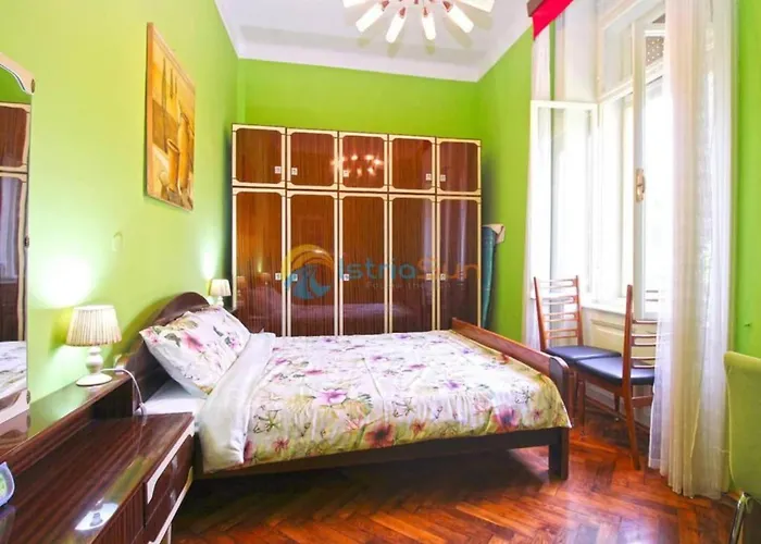 Lea - Two Bedroom Paolo * Pula